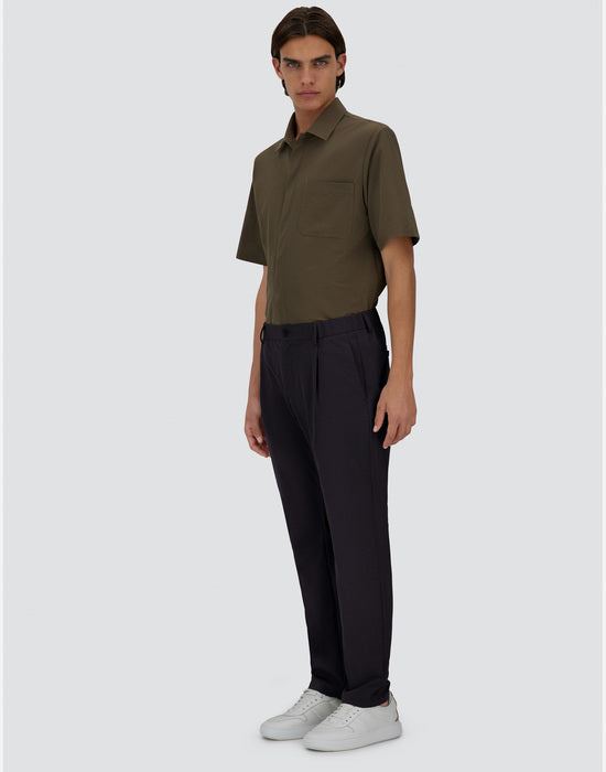 Model wearing Herno - Men's Seersucker Trouser in Blu Navy.