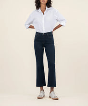 Load image into Gallery viewer, Model wearing Kut From The Kloth - Kelsey High Rise Fab AB ankle KP1881MA6 in Illustrate.
