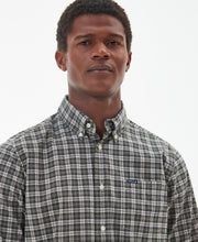 Load image into Gallery viewer, Model wearing Barbour Lomond Tailored Shirt in Forest Mist.