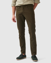 Load image into Gallery viewer, Model wearing Rodd & Gunn - Motion 2 Straight Jean RL Seaweed.