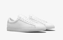 Load image into Gallery viewer, Oliver Cabell Men's Low 1 in White.