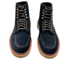 Load image into Gallery viewer, Alden D2910H - Alden X LaRossa special makeup! Indy Boot handcrafted on the Trubalance last in supple Navy suede. With Brass eyes & hooks, pre-stitch reverse welts and Sahara Tan Wedge.
