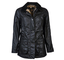 Load image into Gallery viewer, Barbour Beadnell wax jacket in navy.