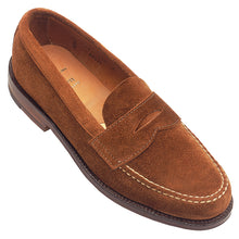 Load image into Gallery viewer, Alden 6243 penny loafer in snuff suede.