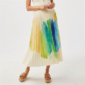 Model wearing Leo &amp; Ugo - Essa Pleated Skirt in Multicolor.