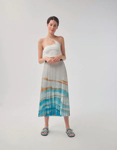 Model wearing Leo Ugo - Bora Bora Pleated Skirt in Multicolor