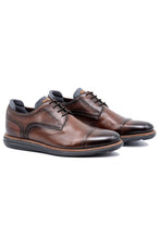 Load image into Gallery viewer, Martin Dingman - Countryaire Cap Toe Black Oak
