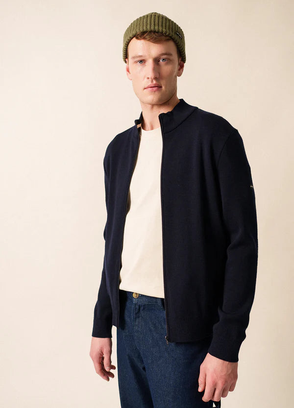Model wearing Saint James - Cardigan Zip Equip in Navy.