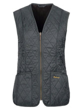 Load image into Gallery viewer, Barbour - Fleece Betty Liner
