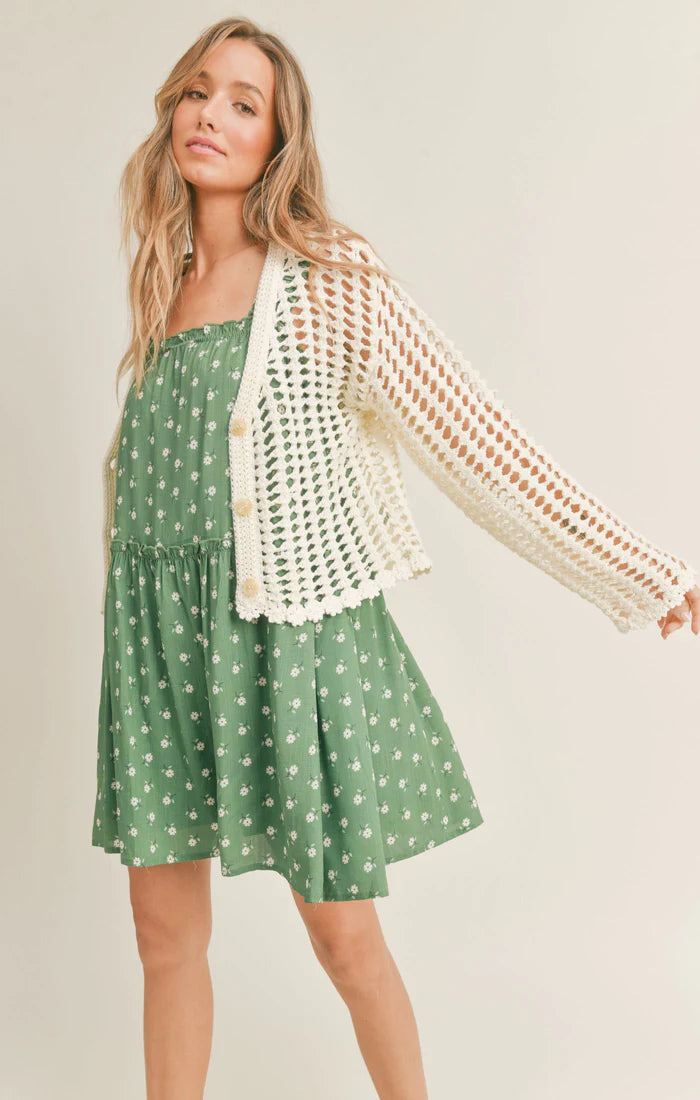 Model wearing Sadie & Sage - Alexia Open Knit Cardigan in Ivory.