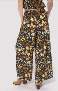 Sadie & Sage - With Ease Printed Wide Leg Pull on Pants