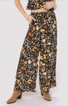 Load image into Gallery viewer, Sadie &amp; Sage - With Ease Printed Wide Leg Pull on Pants
