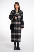 Load image into Gallery viewer, Rino &amp; Pelle - Doxy Small Faux Fur Shoulderbag
