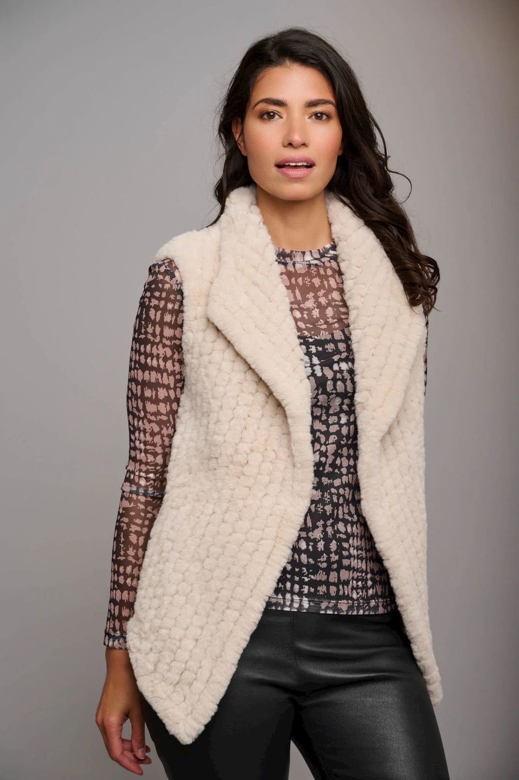 Model wearing Rino & Pelle - Jenna Faux Fur Vest in Stone.
