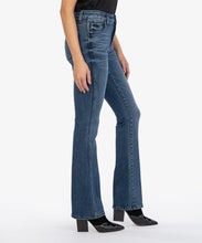 Load image into Gallery viewer, Model wearing Kut From The Kloth - Natalie High Rise Fab Ab Bootcut Ethical Wash KP1235MD3.

