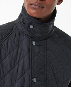 Model wearing Barbour Ashby Quilt in Black.