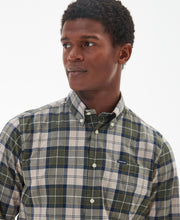 Load image into Gallery viewer, Model wearing Barbour Wetherham Tailored Shirt in Forest Mist.
