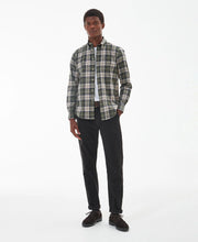 Load image into Gallery viewer, Model wearing Barbour Wetherham Tailored Shirt in Forest Mist.
