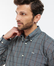 Load image into Gallery viewer, Model wearing Barbour Henderson Thermo Weave Shirt in Navy.
