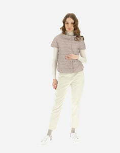 Model wearing Herno - Women's Emilia Cap Sleeve Vest in Chantilly.