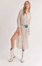 Load image into Gallery viewer, Model wearing Sadie &amp; Sage - Sands Thinstripe Outer Layer Duster Shirt in Ivory/Taupe.
