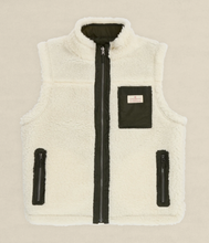 Load image into Gallery viewer, Amundsen - Harvester Reverso Waxed Vest
