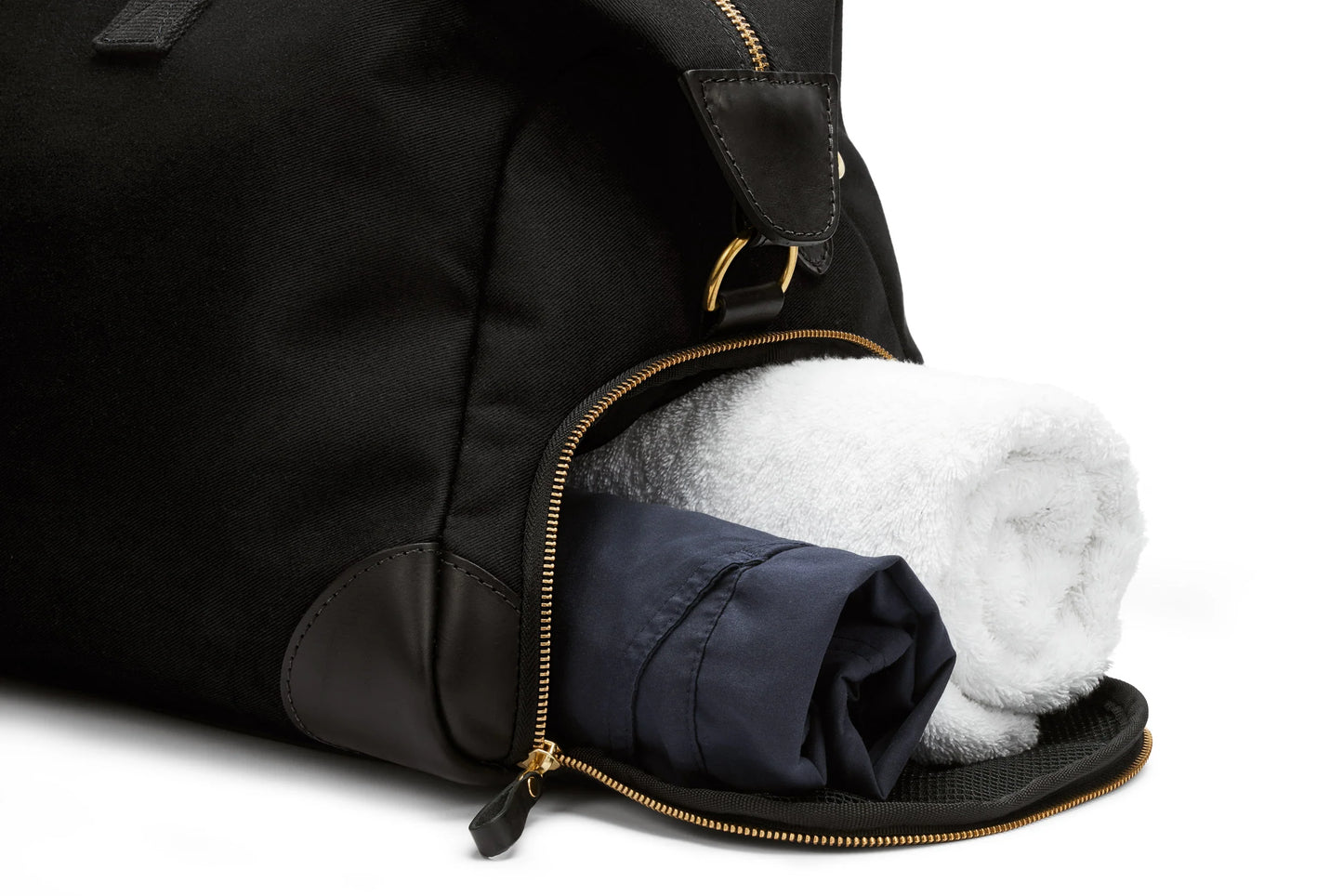 Bennett Winch - The Weekender Canvas in Olive.