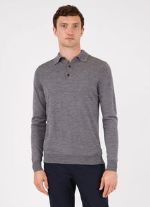 Model wearing Sunspel - Fine Merino Wool LS Polo Shirt in Grey.