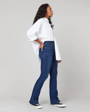 Load image into Gallery viewer, Model wearing Spanx - Flare Jeans in Midnight Shade.
