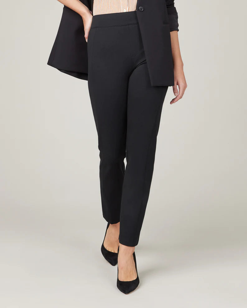 Model wearing Spanx - The Perfect Pant, Slim Straight in Classic Black 20254R.