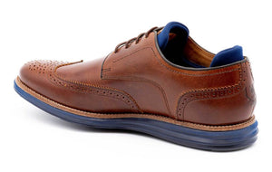 Martin Dingman Countryaire Wingtip in Cigar.