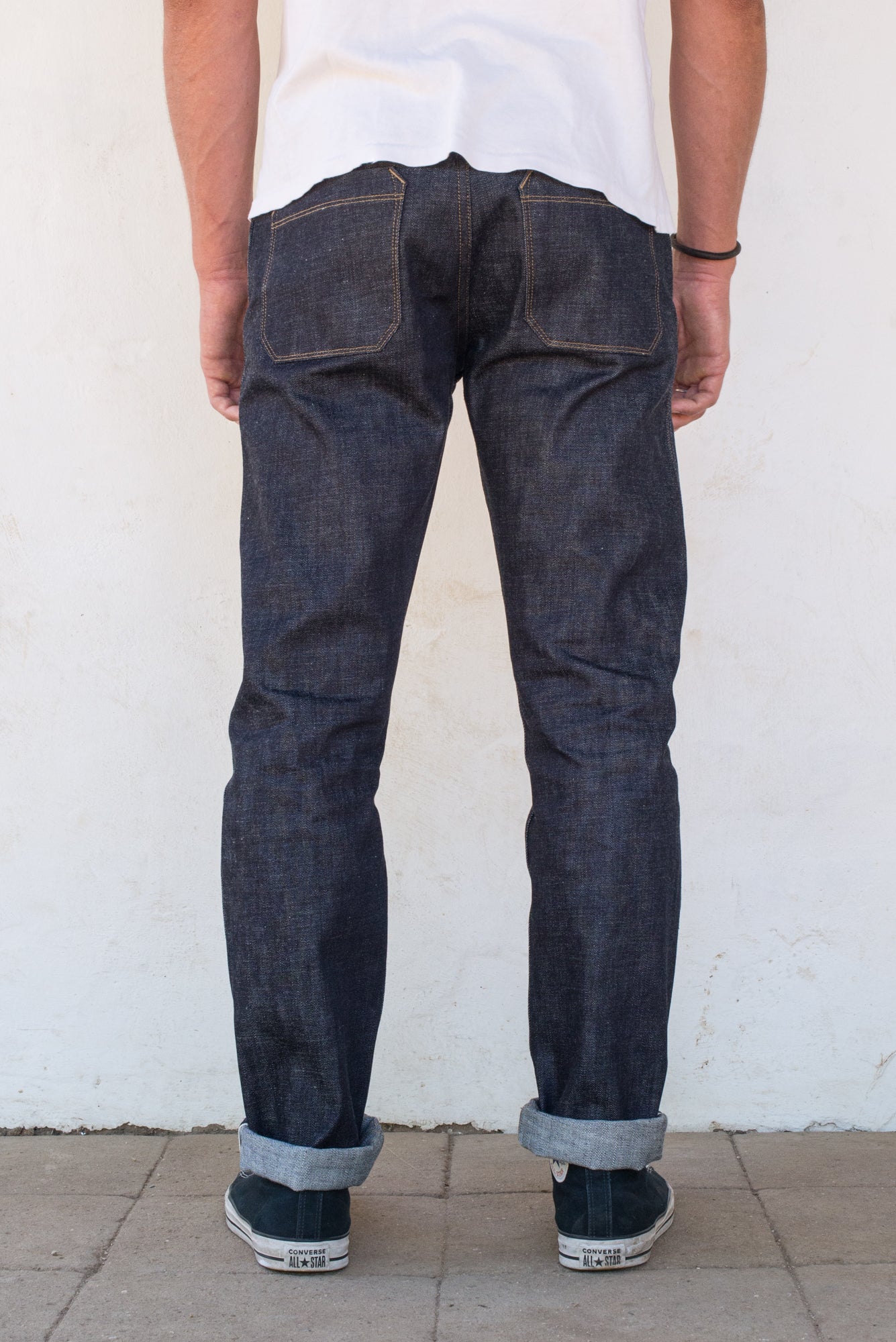 Model wearing Freenote Rios Denim