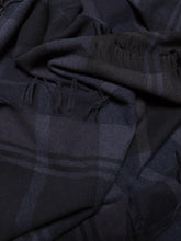 Load image into Gallery viewer, Begg &amp; Co - Vale Blackadder Lambswool Cashmere Scarf in Black.
